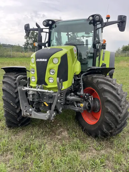 Claas Arion 450