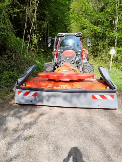 Frontmähwerk Kuhn GMD 3123F-FF