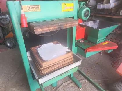 Obstpresse Voran
