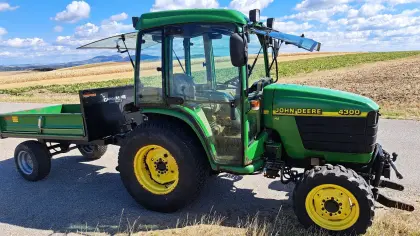 Kleintraktor John Deere 4300 HST