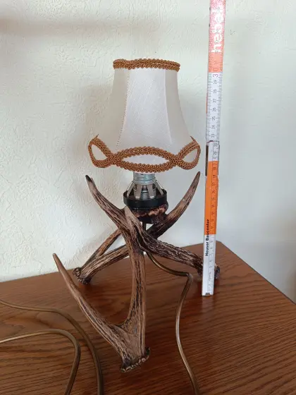 Tischlampe aus Geweih