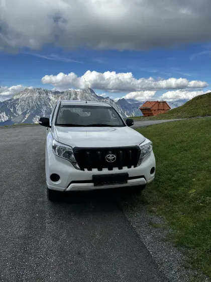 Toyota Land Cruiser 300 3.0 D-4D
