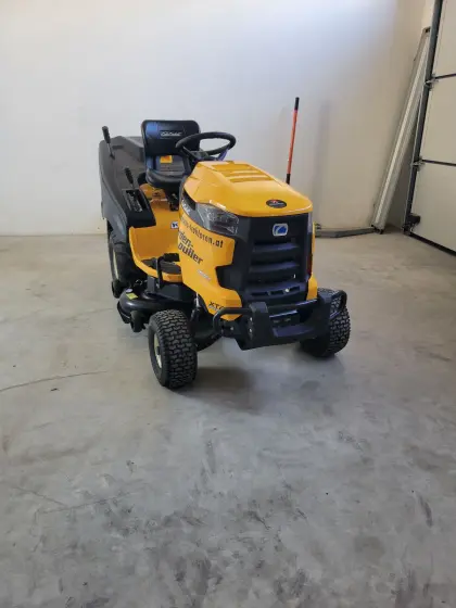 Cub Cadet XT2 Rasentraktor