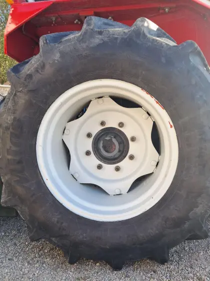 Traktorreifen 420/70R24 Mitas