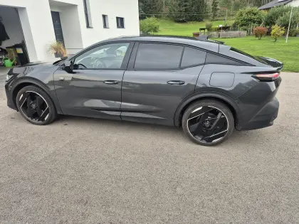 Peugeot 408 PHEV 225 e-EAT8 GT Limousine
