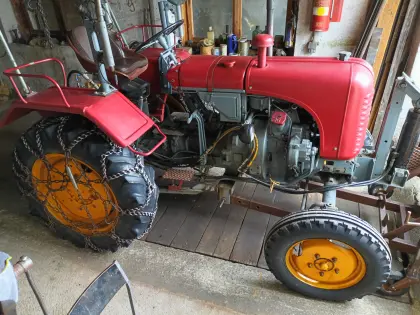 Steyr T84e, Bj. 1961, mit selbstgebautem Schneepflug