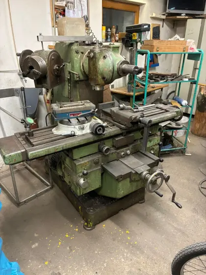 TOS Fräsmaschine FA3AU