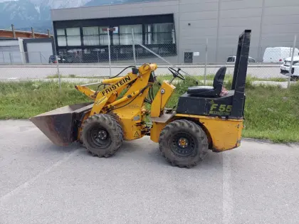 Hoflader Fristein F55