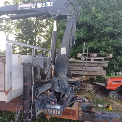 Kranwagen HIAB 102