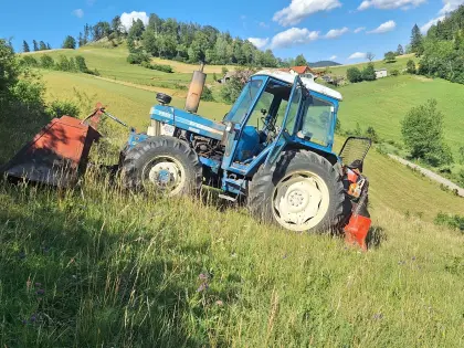 Traktor Ford 7610
