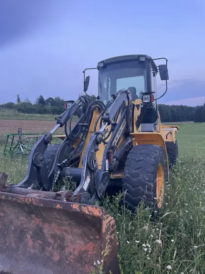 Radlader New Holland defekt W110 TC