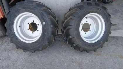 Kompletträder 15.0/55R17 Tianli R100 6 Loch ET 0