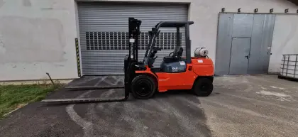 TOYOTA Gasstapler SAS45 (7FG40)