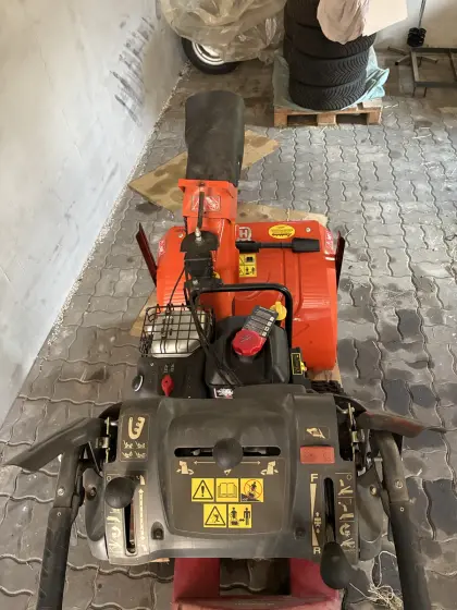 Husqvarna Schneefräse
