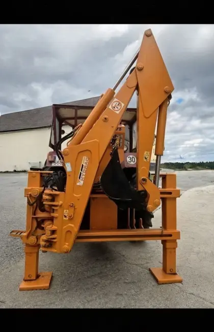 Hydrac Standard, der große Heckbagger 4 m