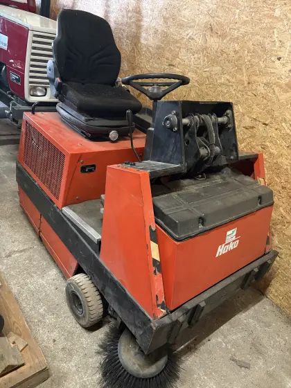 Kehrmaschine Hako Jonas 1100D