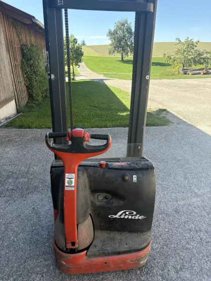 Stapler Linde L12