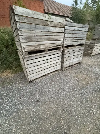 Holzkisten