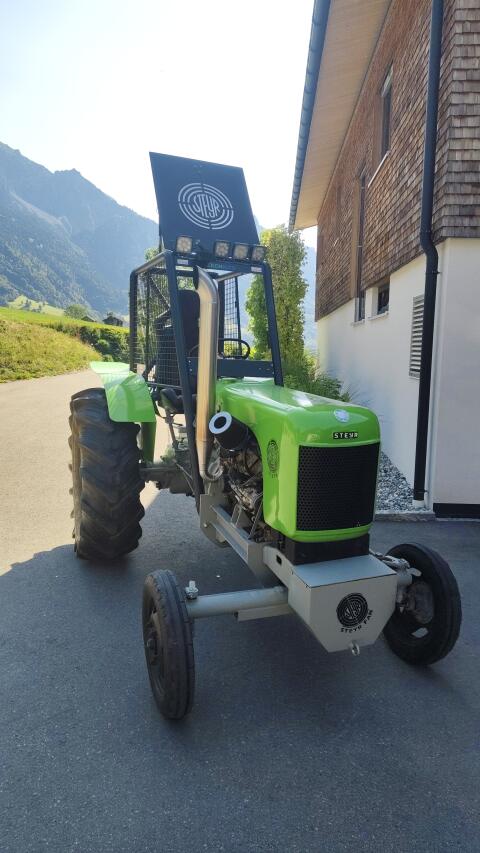 15 Steyr Renntraktor 120 PS