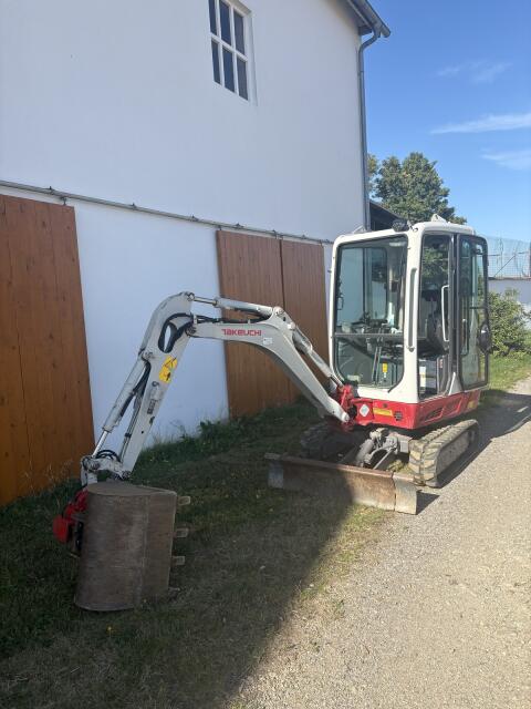 Takeuchi TB216