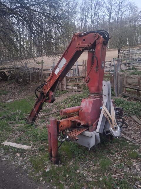 Atlas Kran mit 3-Punkt-Aufnahme Typ 3006