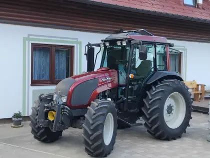Traktor Valtra A 93