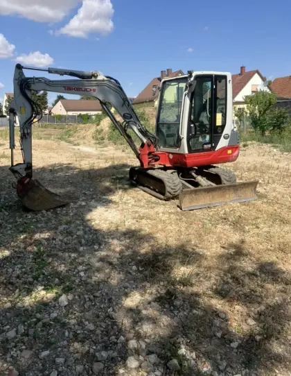 Takeuchi TB 235 Bagger