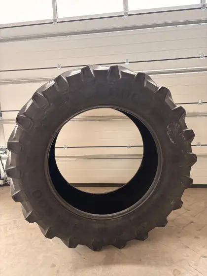 2 Stk. Pirelli TM 800 600/65R38
