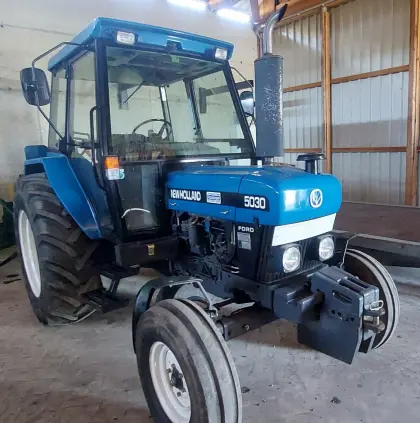 New Holland 5030 F Hinterrad