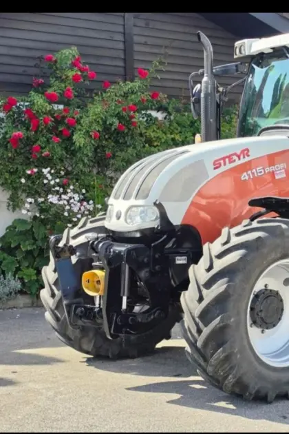 Suche Fronthubwerk, Frontzapfwelle für Steyr Profi 4115