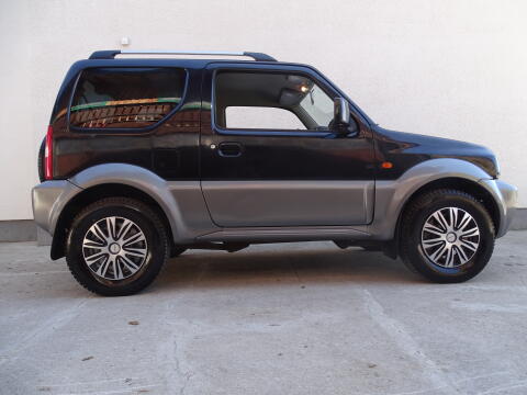 Suzuki Jimny Deluxe