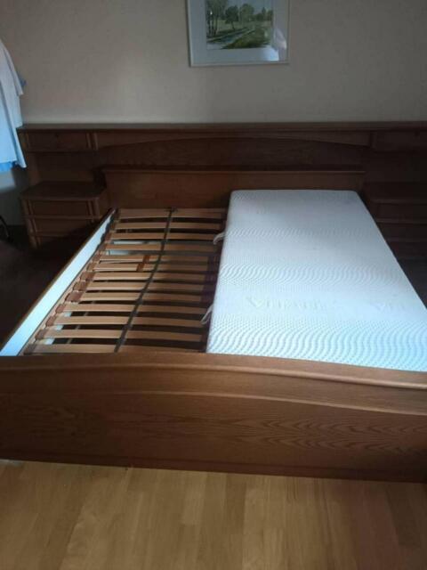 Doppelbett echtholzfurniert