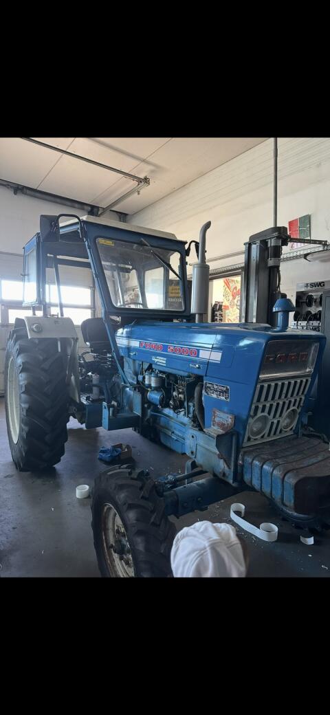 Ford 5000
