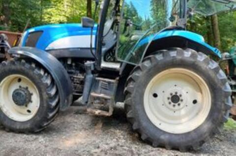 New Holland TS 100A
