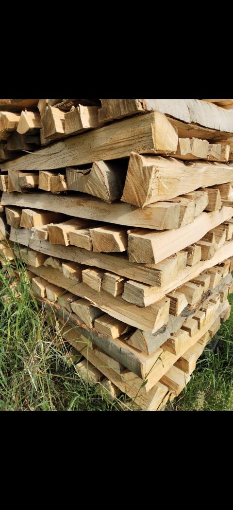 Heimisches Brennholz Buche, trocken unter 20 %, Preis ab € 100,-