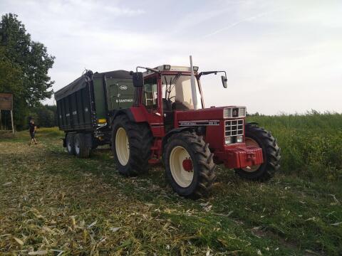 International 956XL IHC