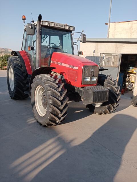 Massey Ferguson 6260