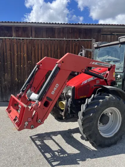 Massey Ferguson, Quicke Frontlader 940
