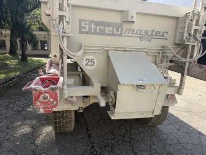 Streumaster R8000T Kalkstreuer Schneckenstreuer
