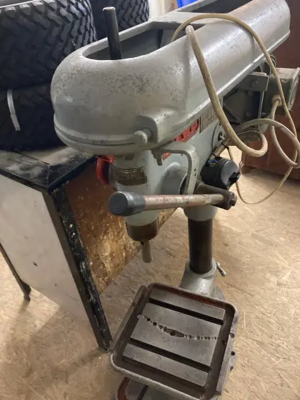 Ständerbohrmaschine