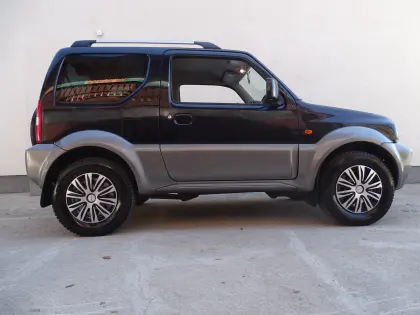 Suzuki Jimny Deluxe