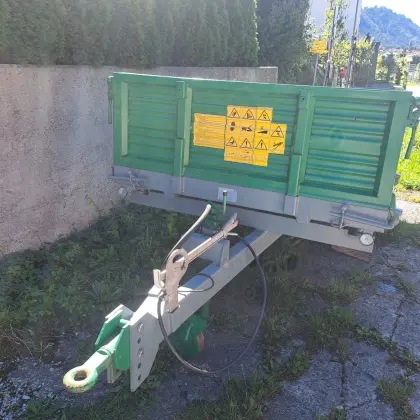 Verkaufe neuwertigen 3-Seiten-Kipper