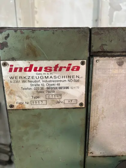 Universaldrehbank C11MT