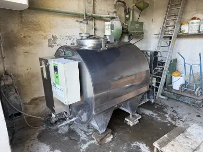 Milchtank 1.000 l