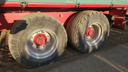 Platišča 17" z pnevmatikami