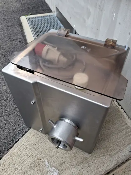 Fleischwolf mit integrierter Kühlung M4
