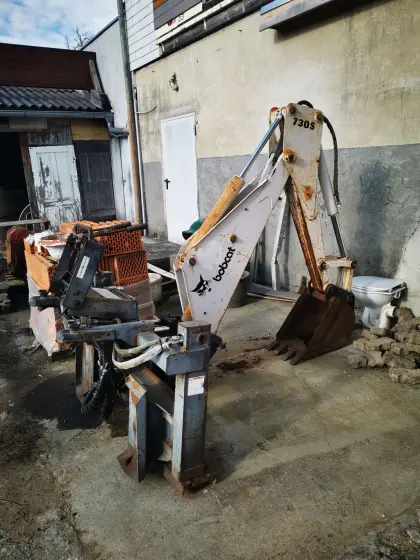 Bobcat 730S Anbaubagger