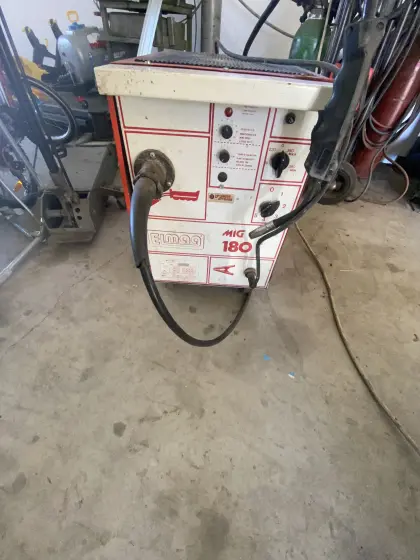 Elmag MIG 180