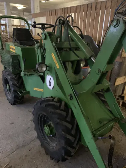 Verkaufe Walter Striegl Hoflader D 190, Bj. 1994, mit Zusatzg