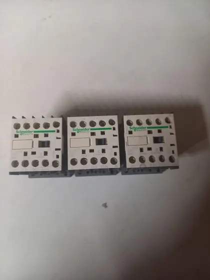3 Schneider Electric Leistungsschütz